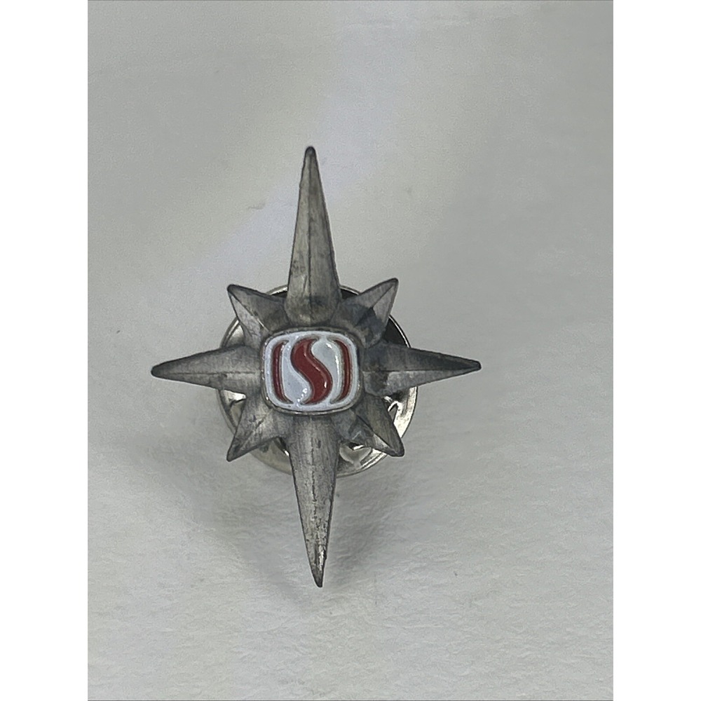 Vintage Safeway Starburst Lapel Pin